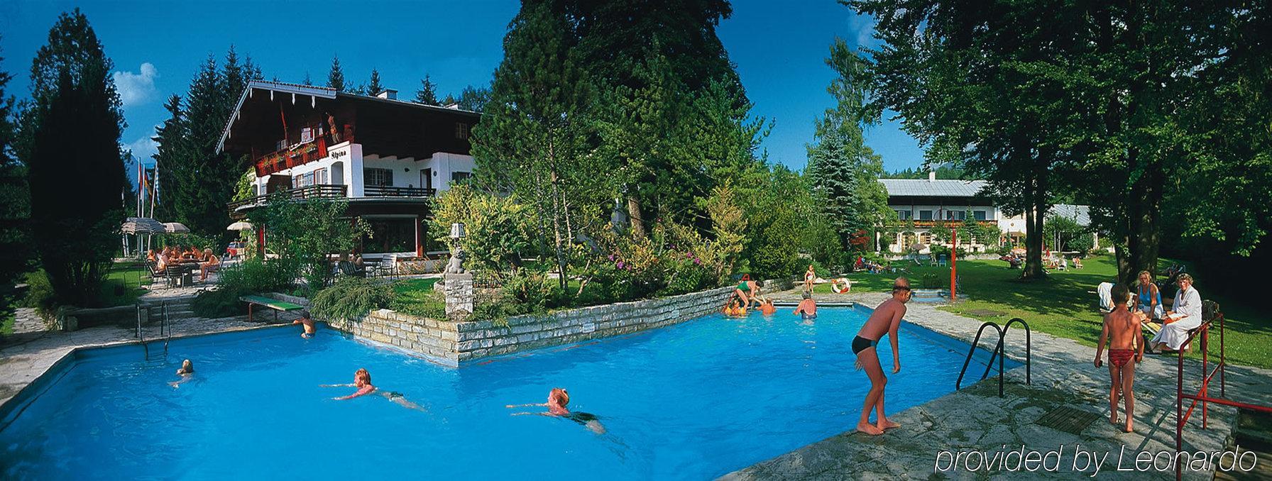 Stoll's Alpina Hotel 3*