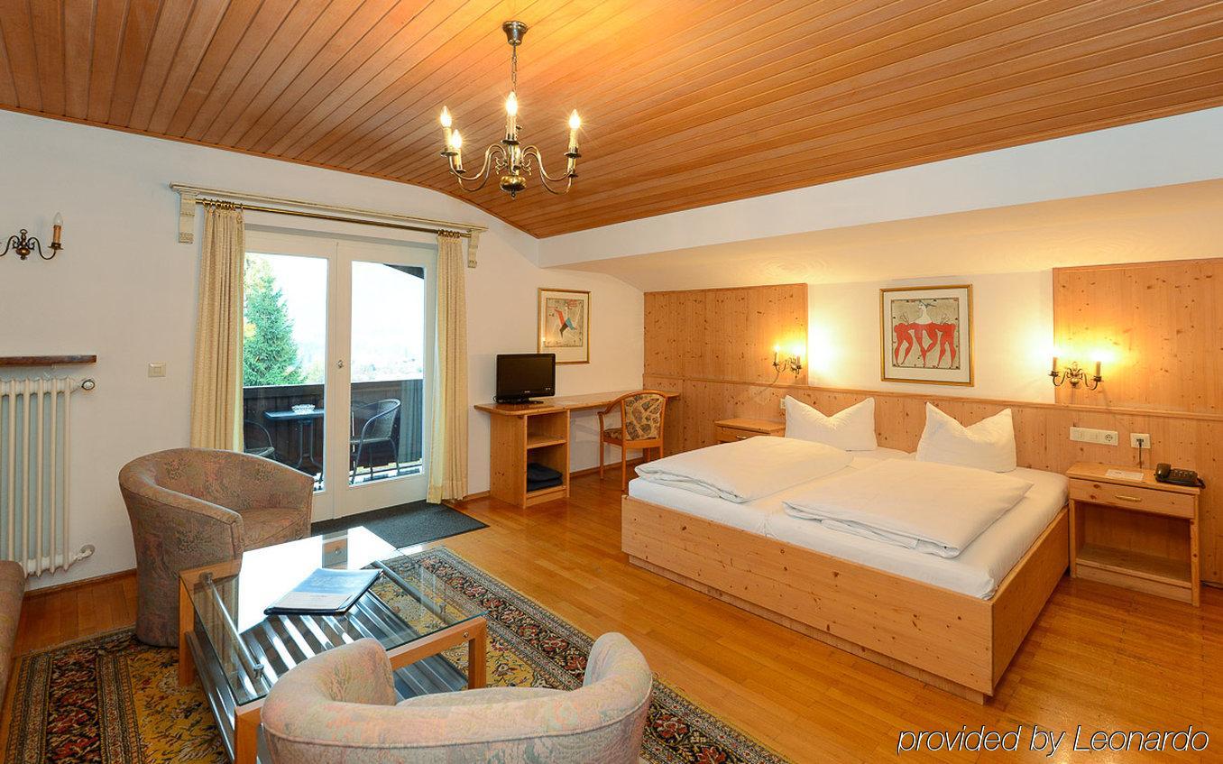 Stoll's Alpina Hotel 3*