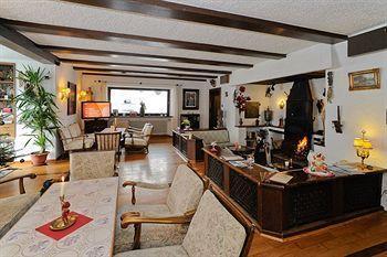 Stoll's Alpina Hotel 3*