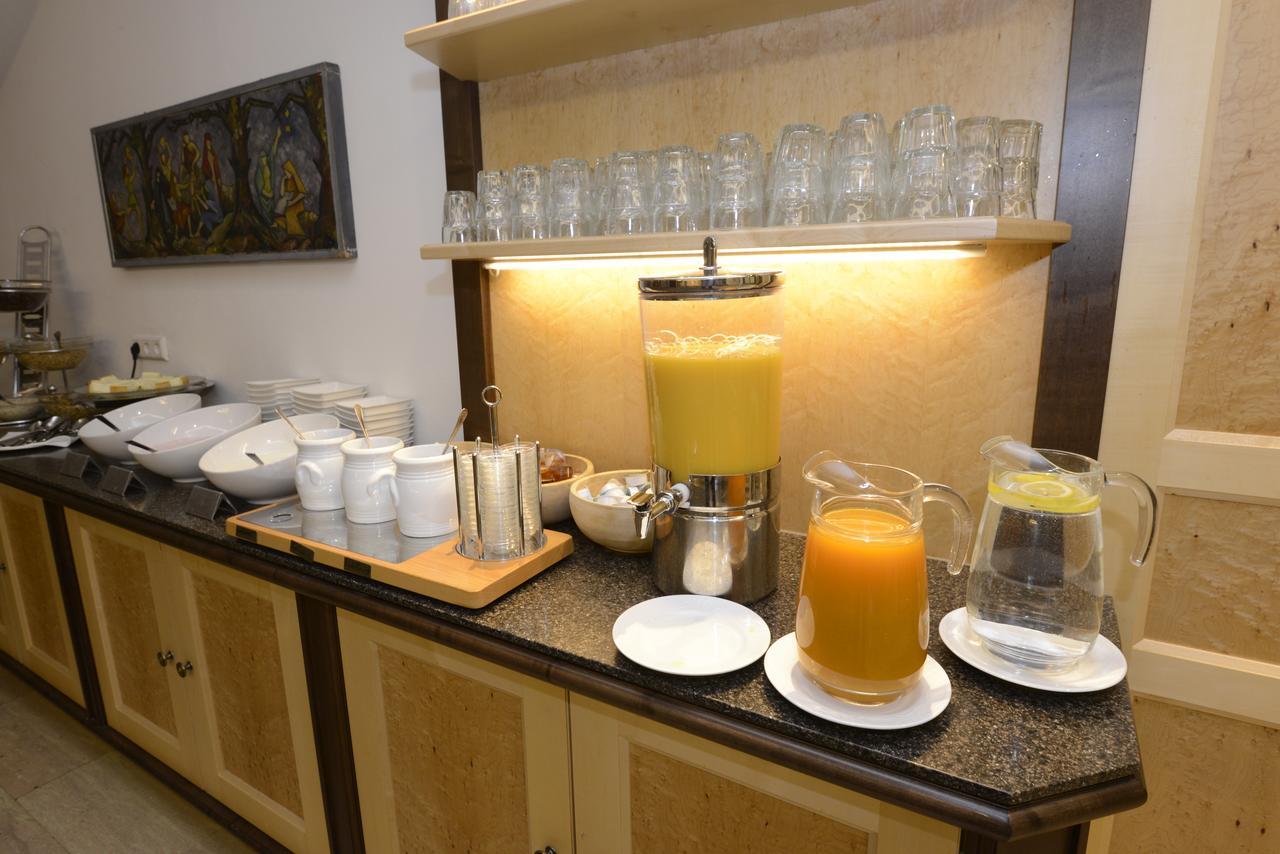 Stoll's Alpina Hotel 3*
