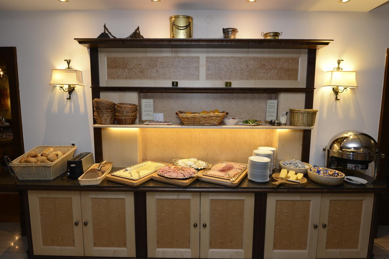 Stoll's Alpina Hotel 3*